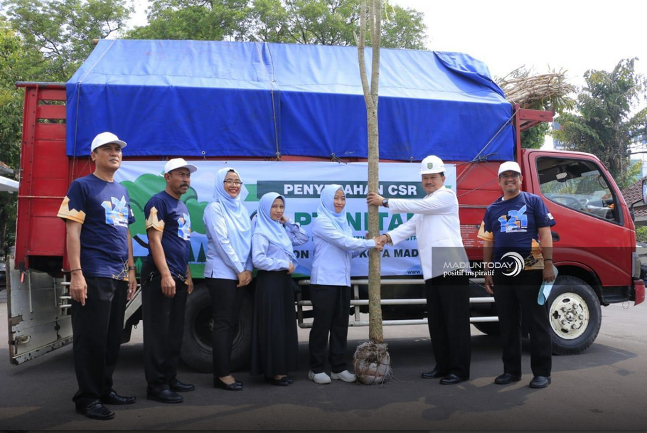 Terima CSR Pohon Tabubuya, Walikota Harap Kota Madiun Semakin Berwarna